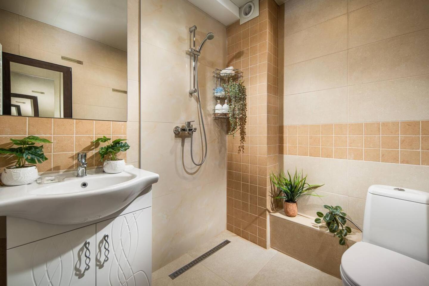 New, Modern And Convenient Apartment Sofia Luaran gambar